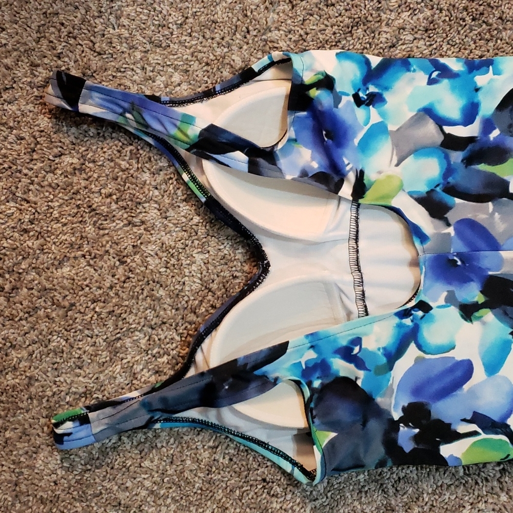 Aqua Green Swimsuit - Picture 8 of 13